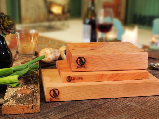 MACROCARPA CHOPPING BOARDS: Custom laser engraved with your logo