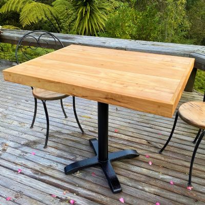 MACROCARPA CAFE TABLE: Pedestal Leg