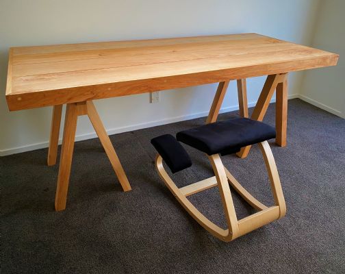 MACROCARPA DESK: 2.0M Trestle Leg