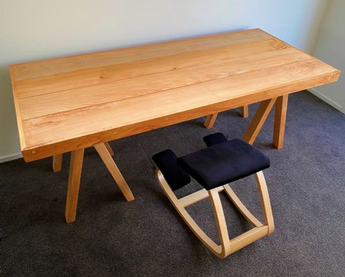 MACROCARPA DESK: 2.0M Trestle Leg