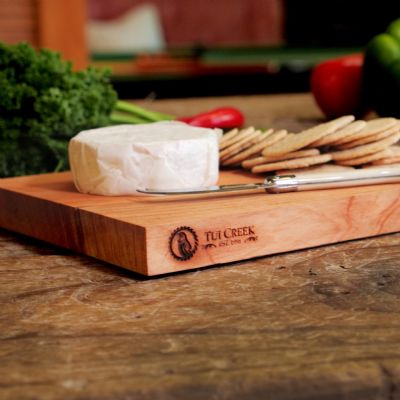 MACROCARPA KITCHEN CHOPPING BOARD: Wide Clear + Board Conditioner