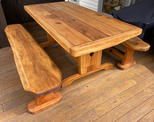 OUTDOOR TIMBER FURNITURE REFURBISHMENT