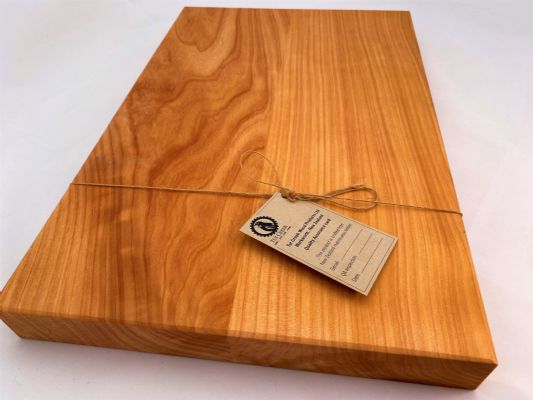 MACROCARPA BREAD BOARD: Large clear + Board Conditioner