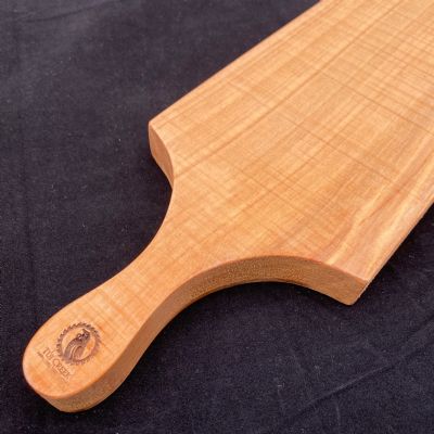 MACROCARPA CHEESE / SERVING BOARD: Small rustic