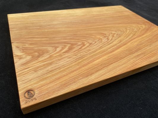 MACROCARPA KITCHEN CHOPPING BOARD: Small Clear + Board Conditioner