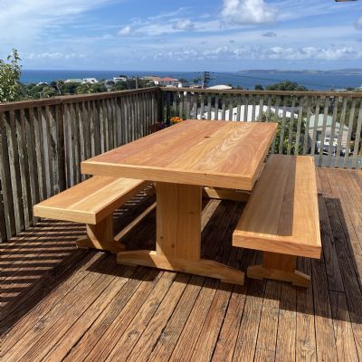 MACROCARPA OUTDOOR TABLE / BENCH SEATS: 2.0 Solid Leg